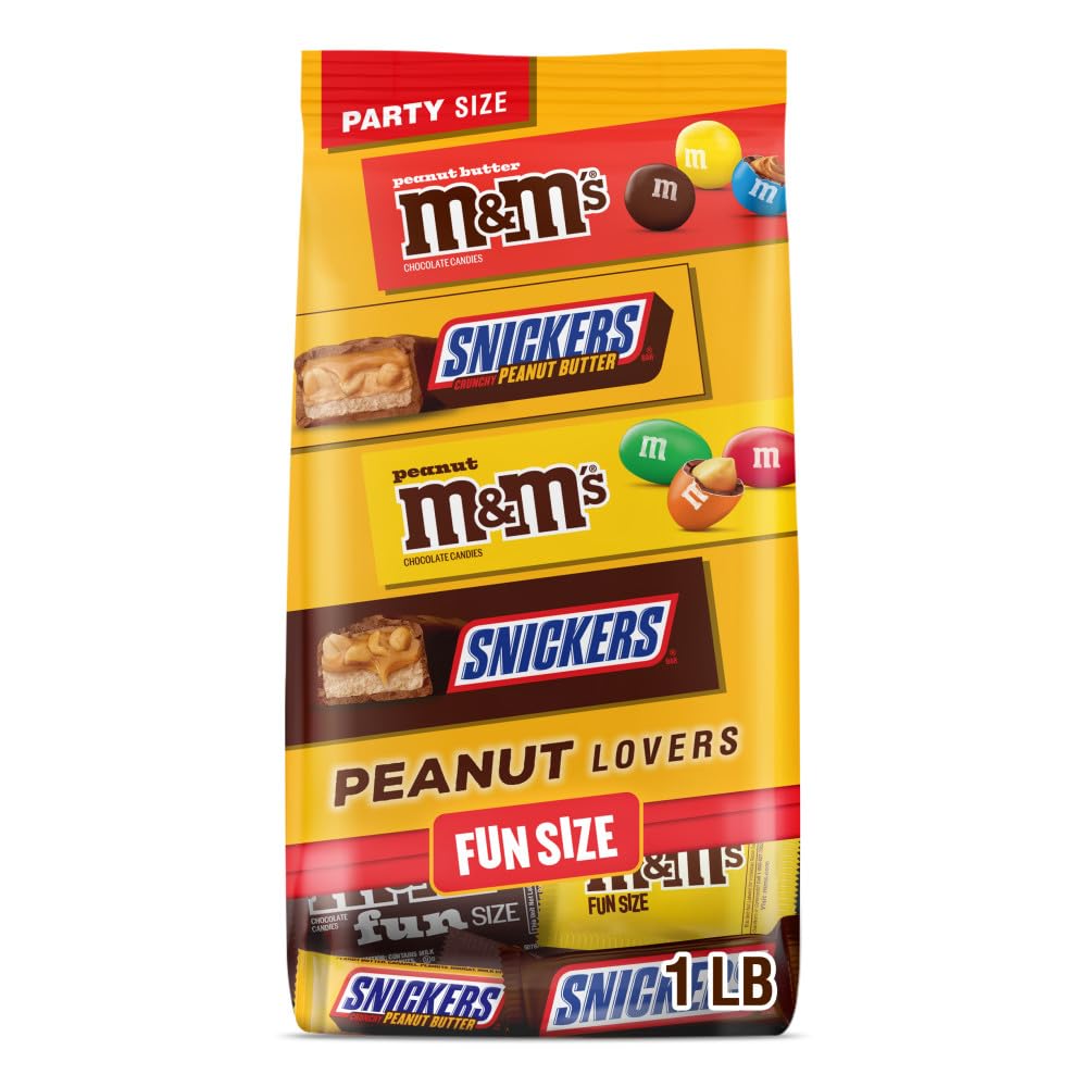  M&M's and SNICKERS Fun Size Chocolate and Peanut & Peanut Butter Assortment for Kids and Adults, Snack Time and Movie N